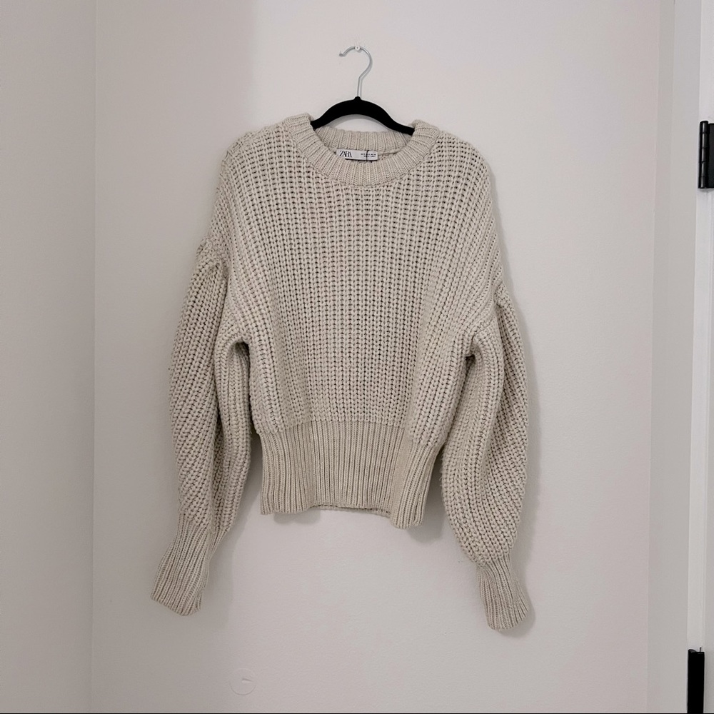 Zara: Knit Sweater